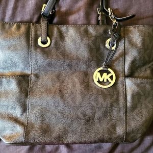 Michael Kors purse